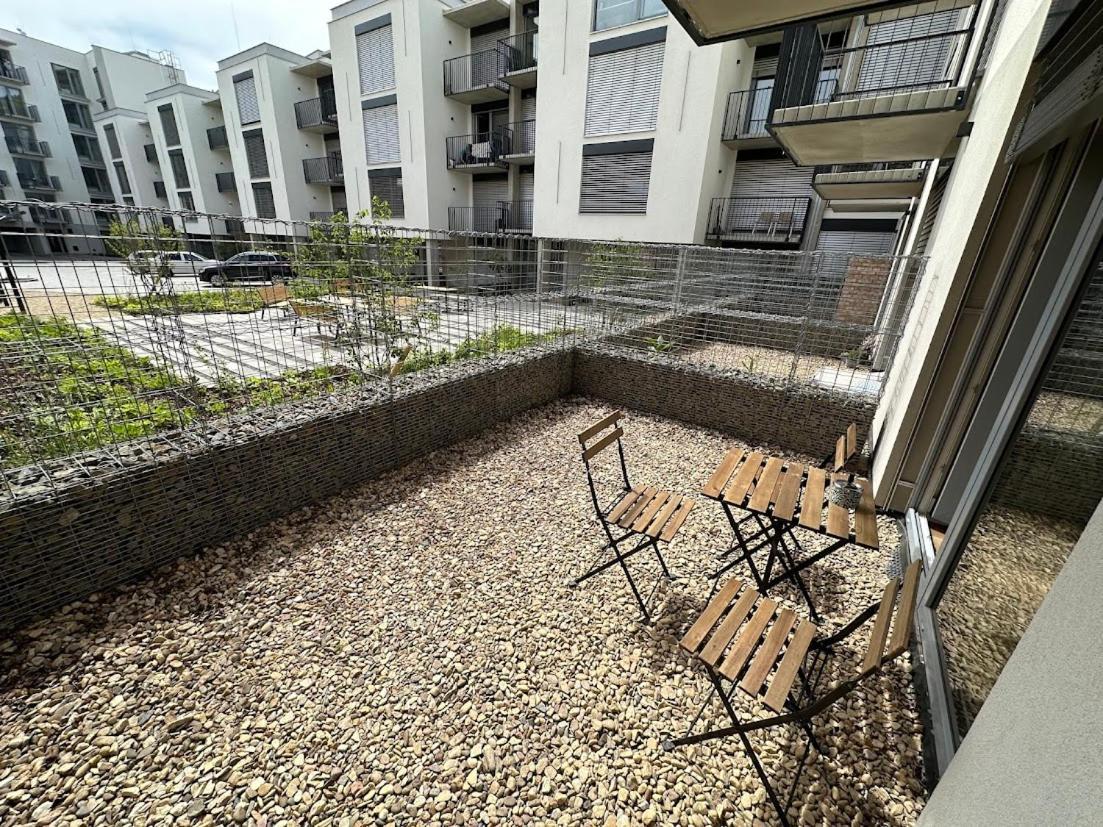 Bella Apartments Brno Bagian luar foto