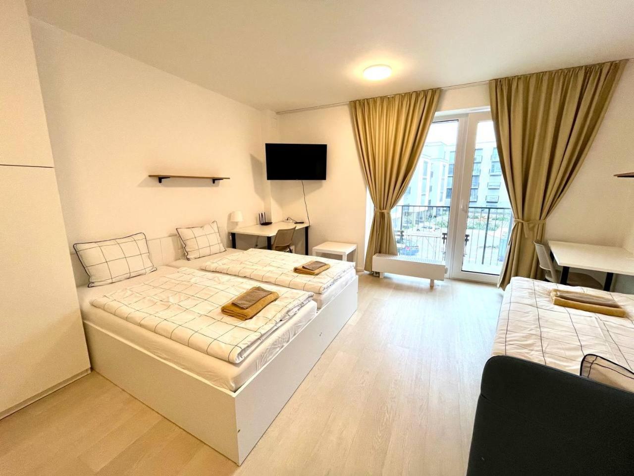 Bella Apartments Brno Bagian luar foto